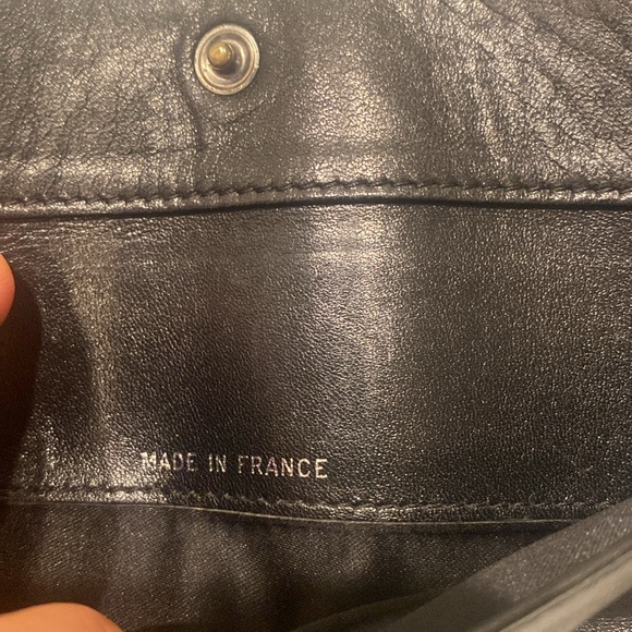 CHANEL LONG TRAVEL WALLET LAMBSKIN INTERIOR - Picture 9 of 14